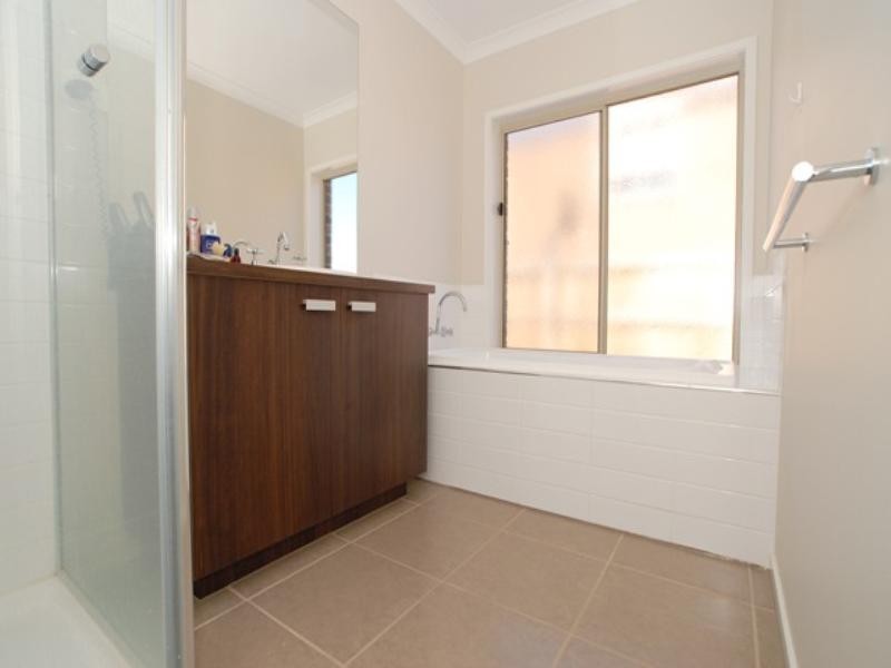 6 Zetland Way, Tarneit VIC 3029