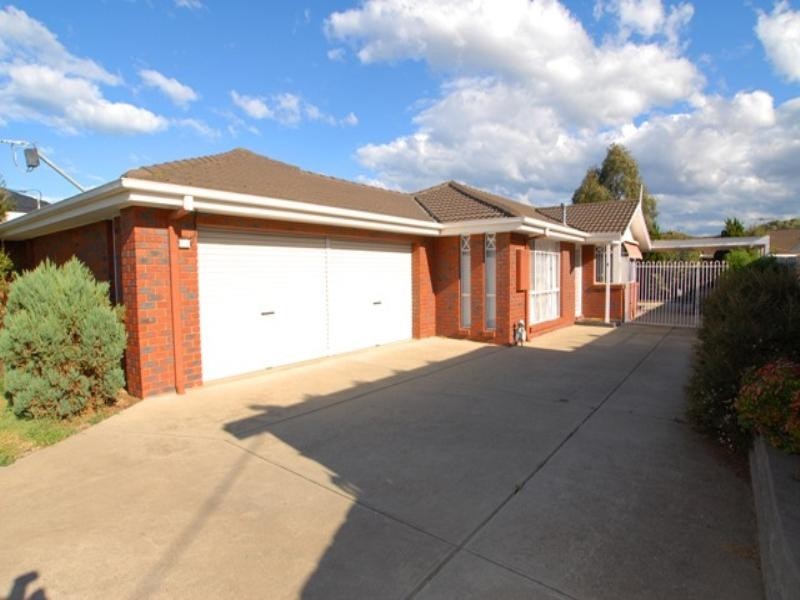 8 Hosie Street, Altona Meadows VIC 3028