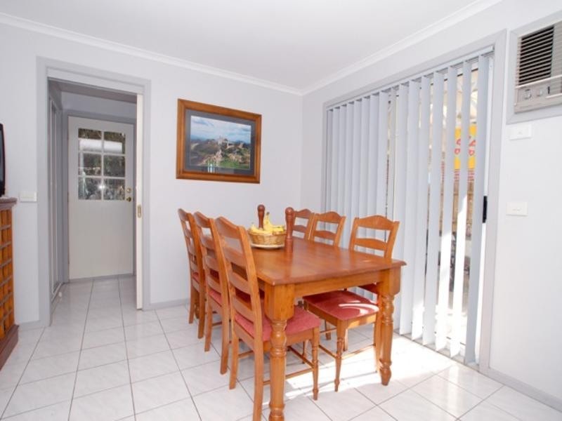 8 Hosie Street, Altona Meadows VIC 3028