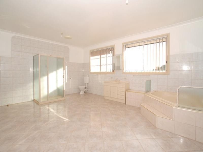 12 Mouyong Road, Little River VIC 3211