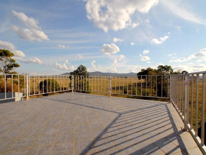 12 Mouyong Road, Little River VIC 3211
