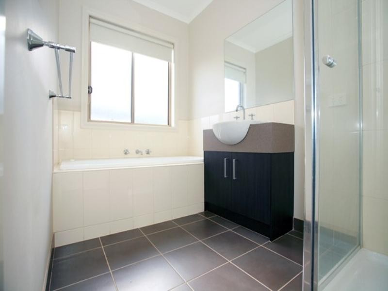 41 Vaughan Chase, Wyndham Vale VIC 3024