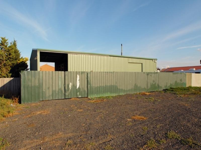 38 Westleigh Drive, Werribee VIC 3030