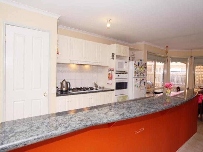 38 Westleigh Drive, Werribee VIC 3030