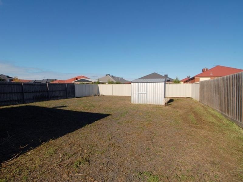25 Castleton Avenue, Tarneit VIC 3029