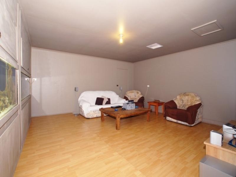 25 Castleton Avenue, Tarneit VIC 3029