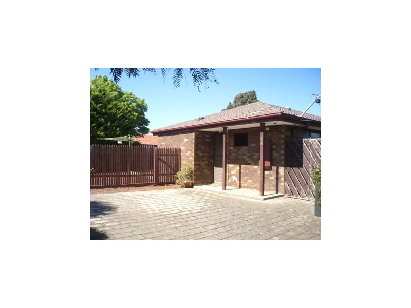 28 Queensbury Way, Werribee VIC 3030