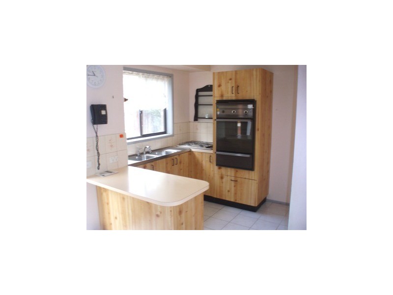 28 Queensbury Way, Werribee VIC 3030