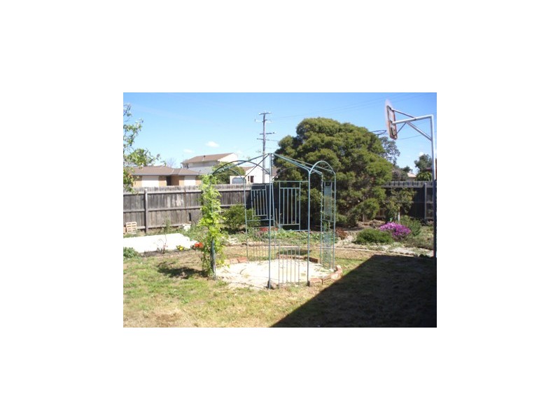 28 Queensbury Way, Werribee VIC 3030