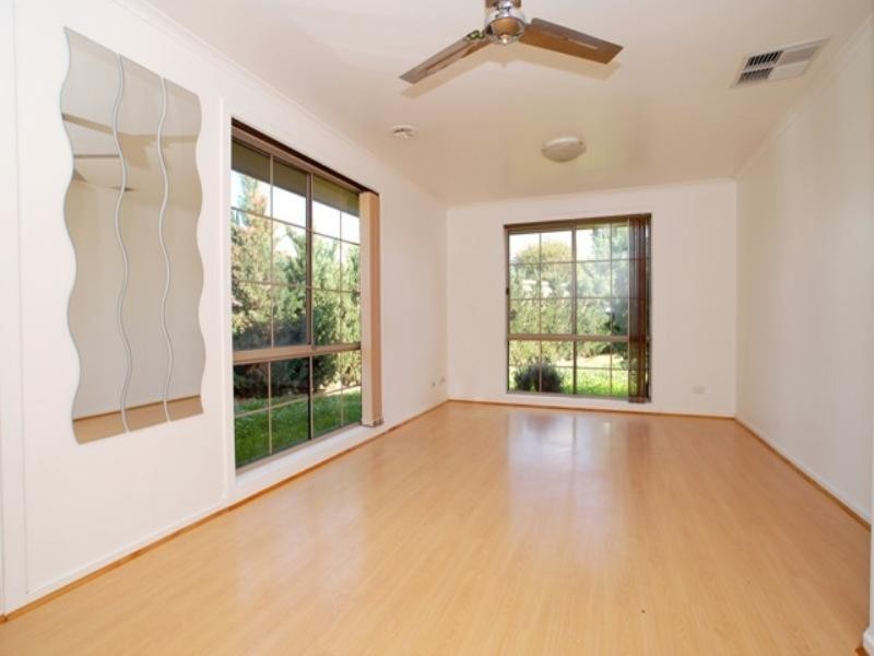 45 Tamarind Crescent, Werribee VIC 3030