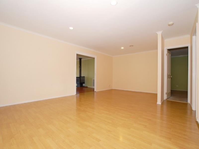 19 Medina Drive, Hoppers Crossing VIC 3029