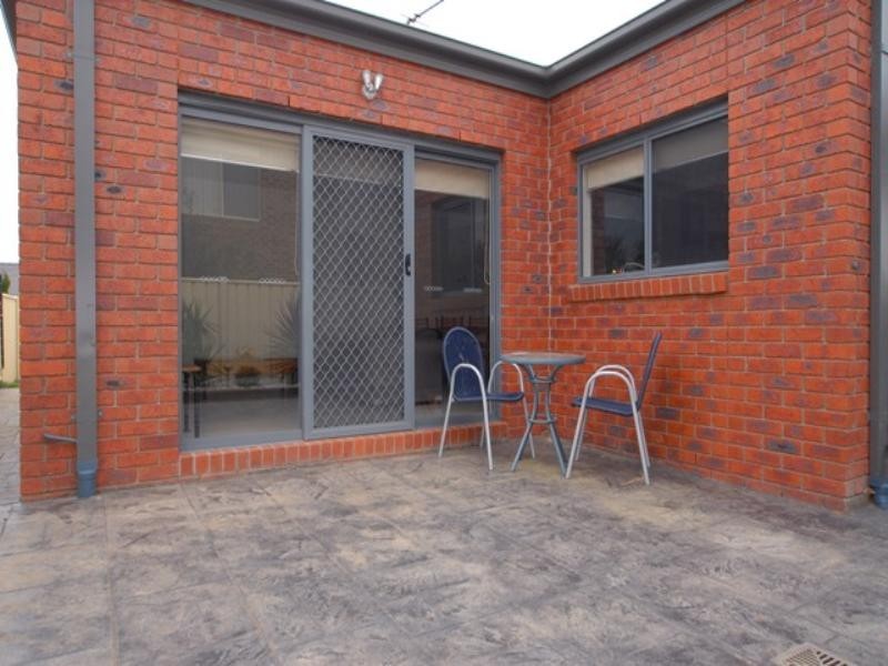 11 Treeside Drive, Tarneit VIC 3029