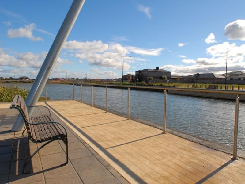 53 Waterways Boulevard, Williams Landing VIC 3027