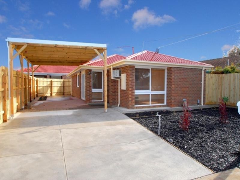 3 Newbury Street, Werribee VIC 3030