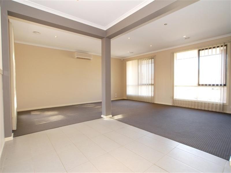 38 Ribblesdale Avenue, Wyndham Vale VIC 3024