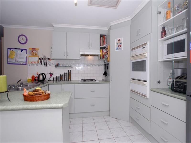 33 Tigris Close, Werribee VIC 3030