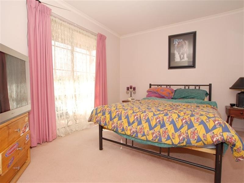 17 Alsace Avenue, Hoppers Crossing VIC 3029
