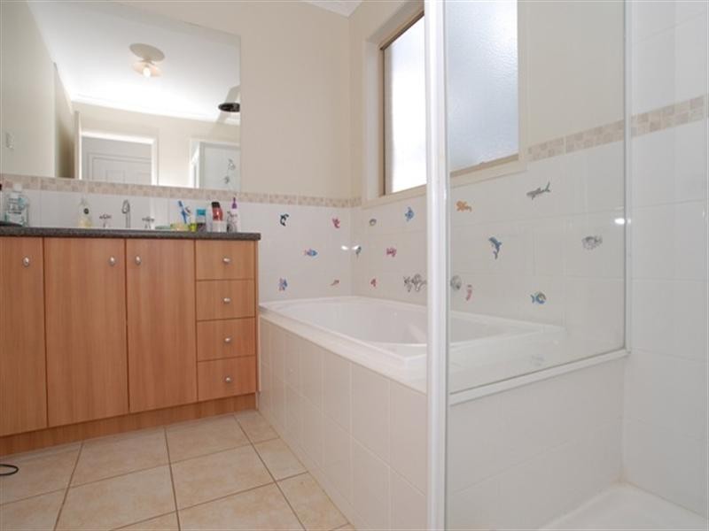 43 Charlotte Crescent, Wyndham Vale VIC 3024