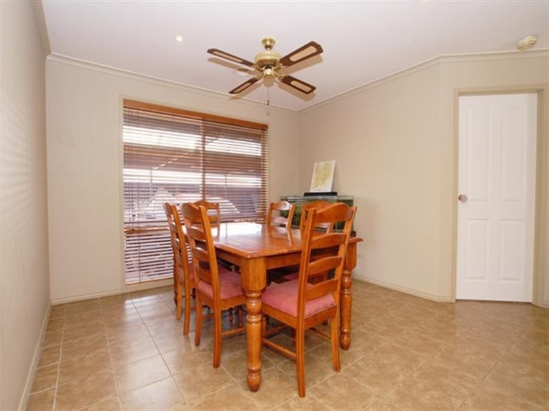 11 Buckhurst Way, Hoppers Crossing VIC 3029