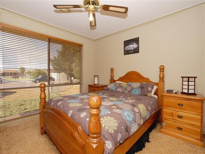11 Buckhurst Way, Hoppers Crossing VIC 3029