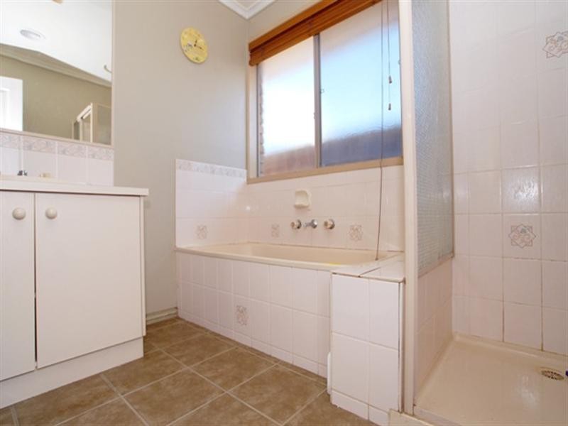 11 Buckhurst Way, Hoppers Crossing VIC 3029