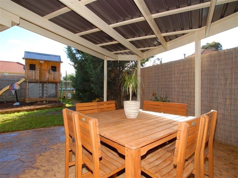 11 Buckhurst Way, Hoppers Crossing VIC 3029