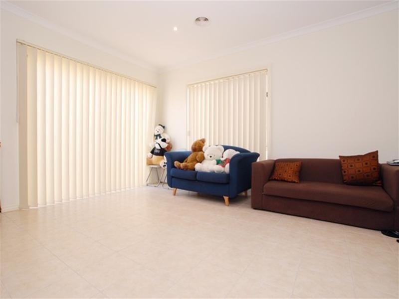 1/40 Carissa Circuit, Werribee VIC 3030