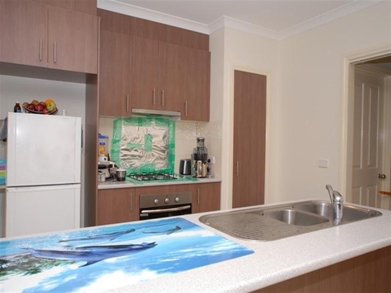 1/40 Carissa Circuit, Werribee VIC 3030