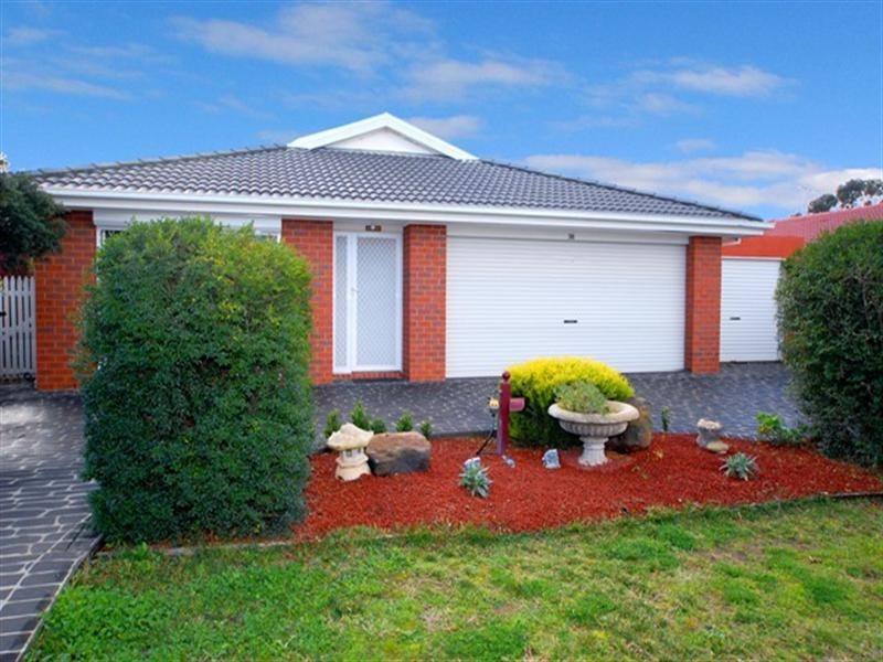 38 Lynbridge Crescent, Tarneit VIC 3029