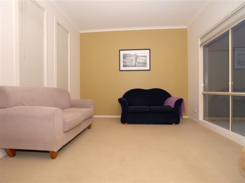 25 Almond Close, Werribee VIC 3030