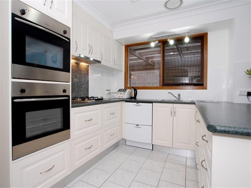 7 Hakea Court, Altona Meadows VIC 3028