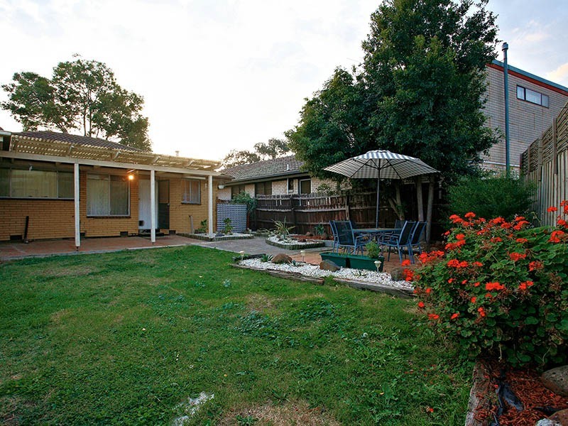 17 Barrot Avenue, Hoppers Crossing VIC 3029