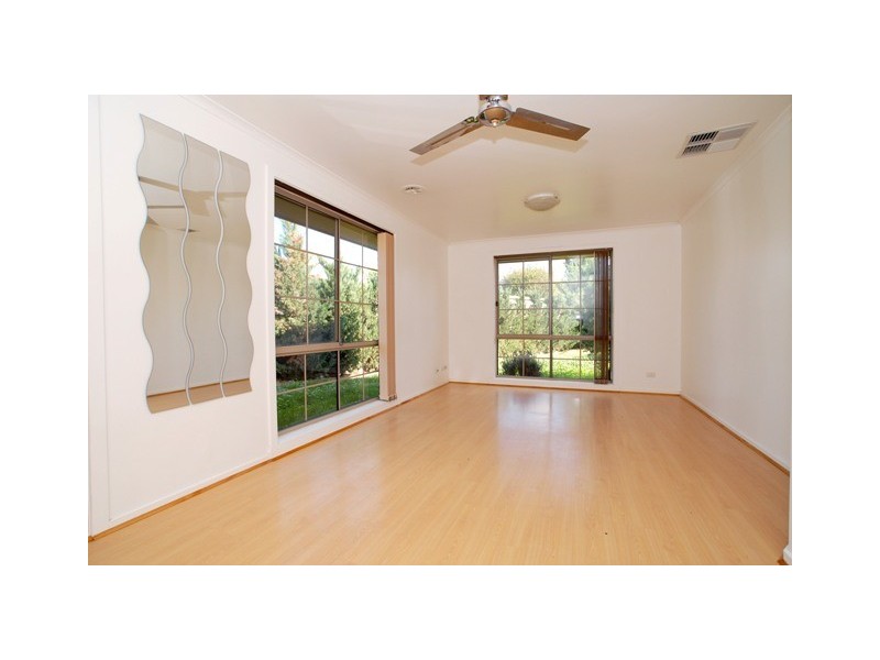 45 Tamarind Crescent, Werribee VIC 3030