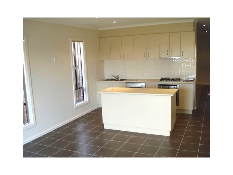 6 Tony Drive, Truganina VIC 3029