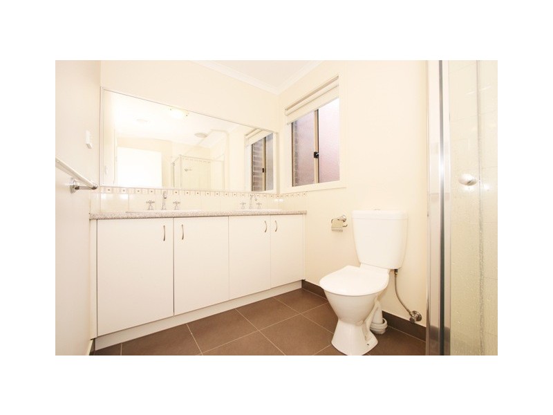 3/77 Bronson Circuit, Hoppers Crossing VIC 3029