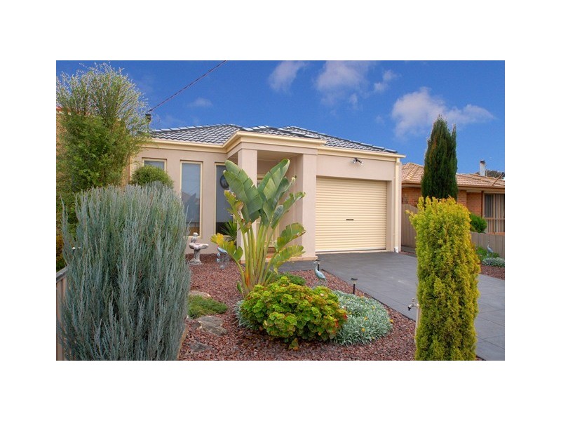 2/5 Samuel Court, Werribee VIC 3030
