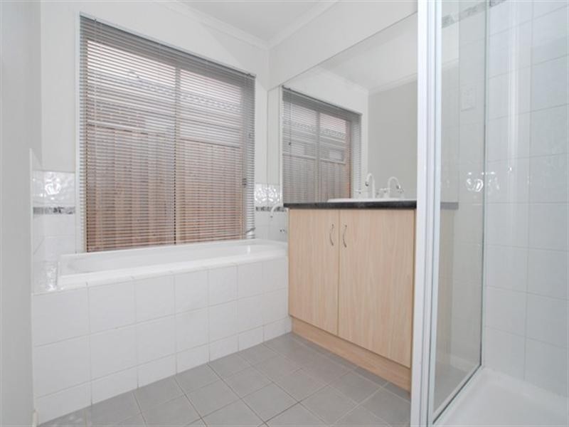 4 Mariposa Way, Tarneit VIC 3029