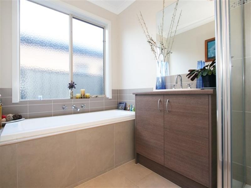 39 Hummingbird Boulevard, Tarneit VIC 3029