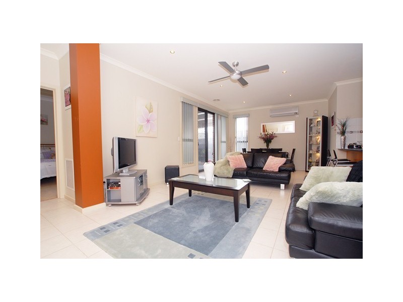 2/4 Rita Court, Hoppers Crossing VIC 3029