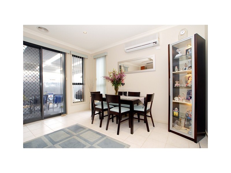 2/4 Rita Court, Hoppers Crossing VIC 3029