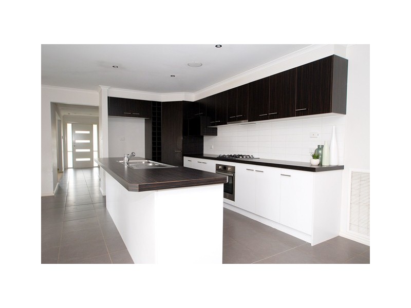 13 Kerlin Crescent, Tarneit VIC 3029