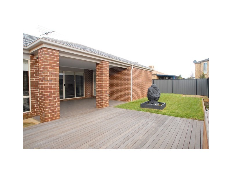 13 Kerlin Crescent, Tarneit VIC 3029