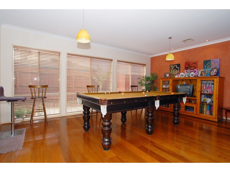 14 Flora Way, Tarneit VIC 3029