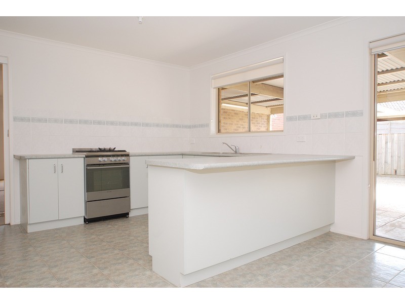 9 Flinders Crescent, Wyndham Vale VIC 3024