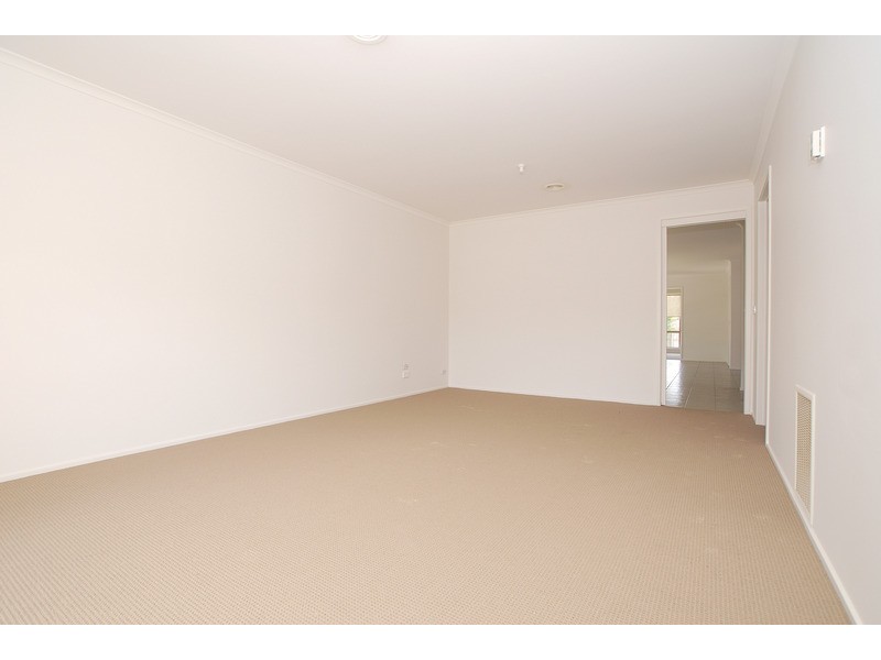 9 Flinders Crescent, Wyndham Vale VIC 3024