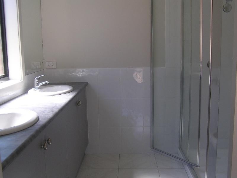 24 Bradman Avenue, Tarneit VIC 3029