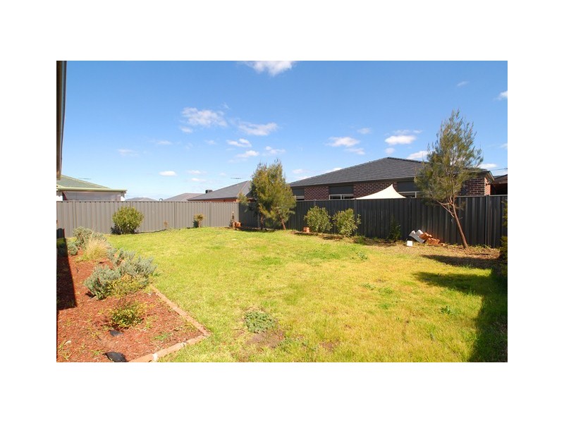 22 Eucumbene Road, Wyndham Vale VIC 3024