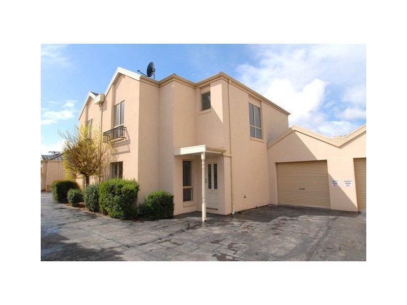 3/8-10 Coop Street, Werribee VIC 3030