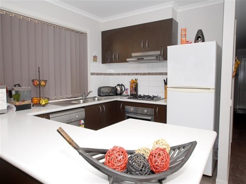 16 Parawong Parade, Wyndham Vale VIC 3024