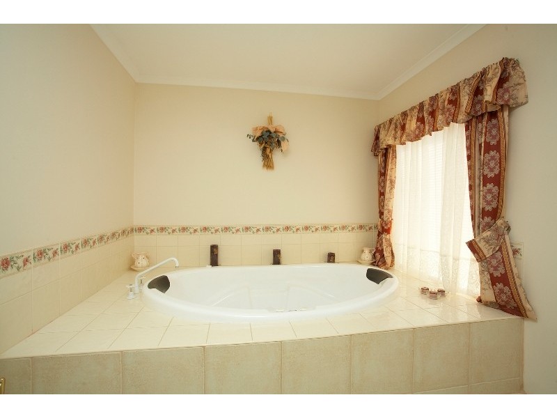 26 Blossom Lane, Werribee VIC 3030